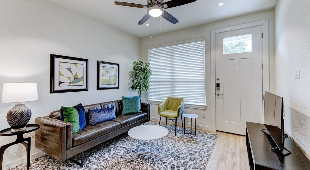 629 Canvas Ave - Photo 1