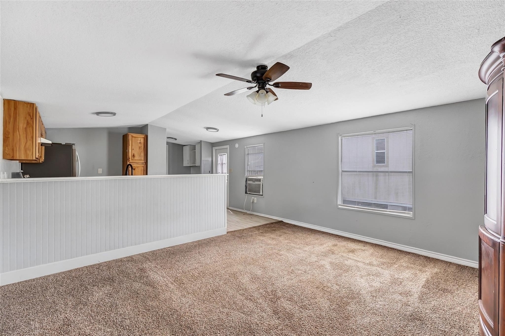 10821 Highway 150 - Photo 2