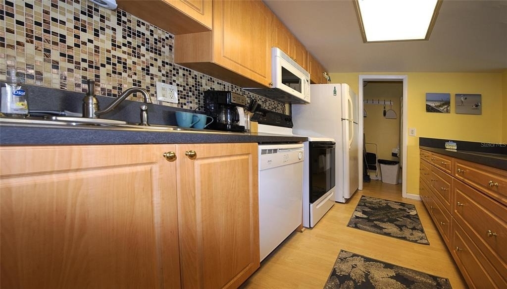 1571 S Atlantic Avenue - Photo 1