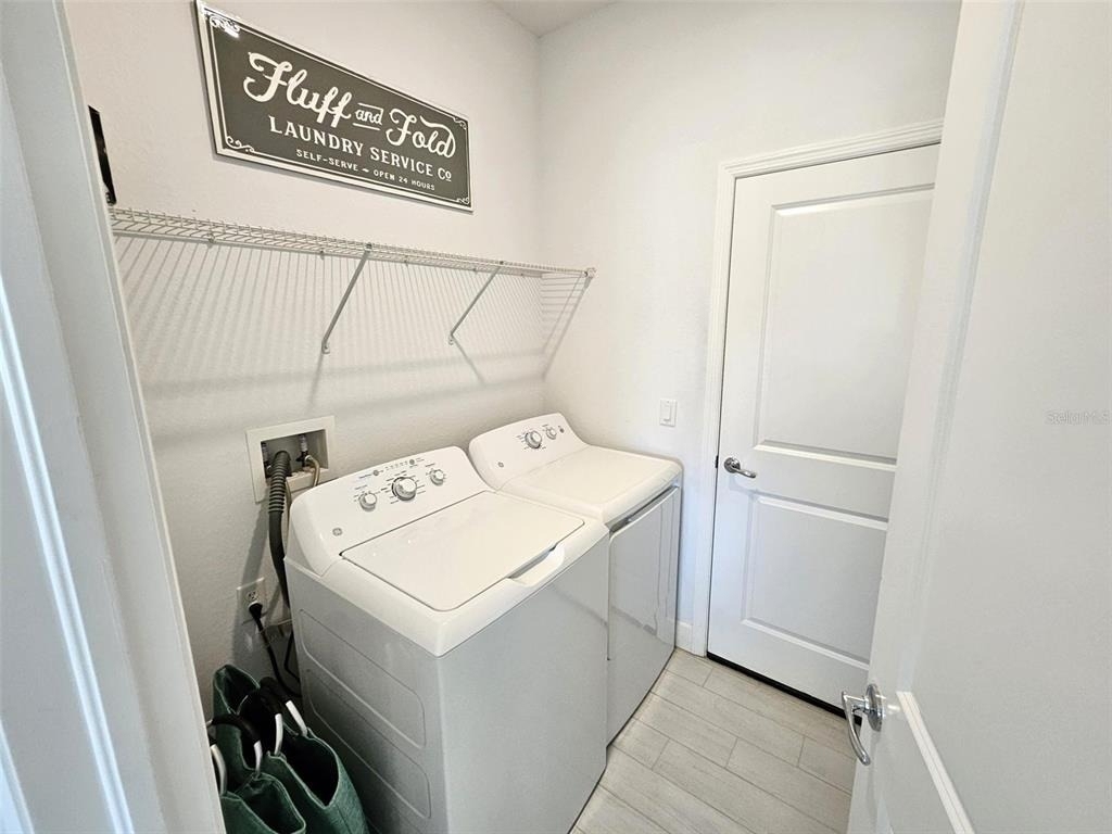 2172 Peasley Street - Photo 38