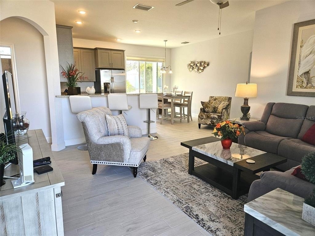 2172 Peasley Street - Photo 6