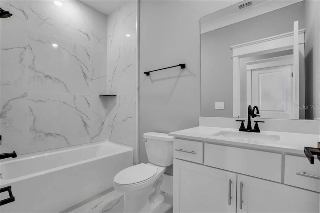 15018 Oxford Grey Drive - Photo 15