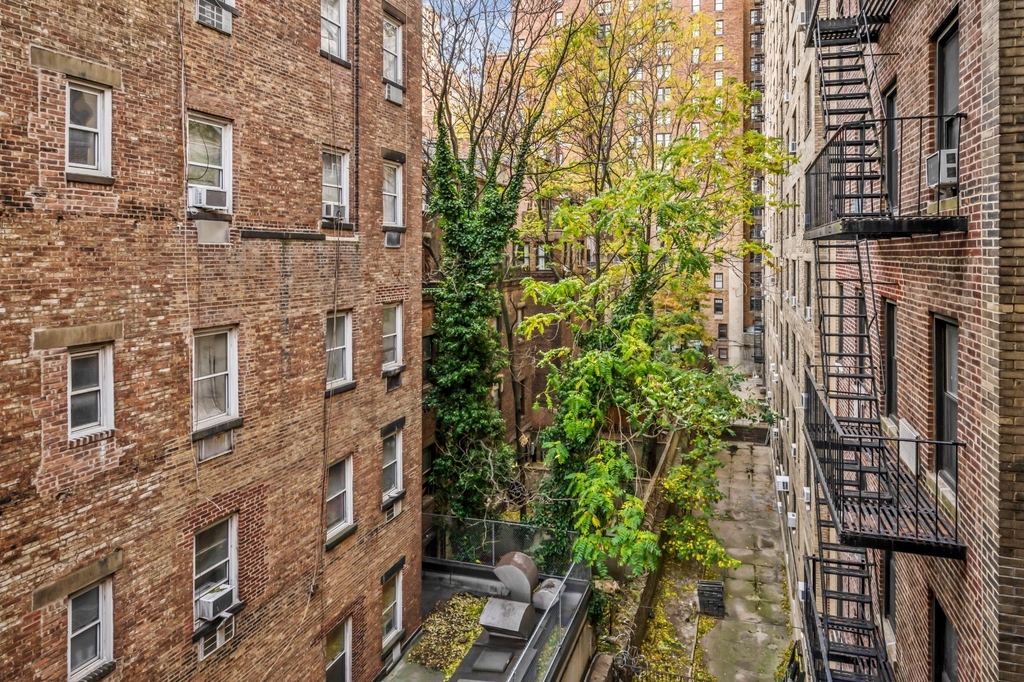 West 72nd Street - Photo 3