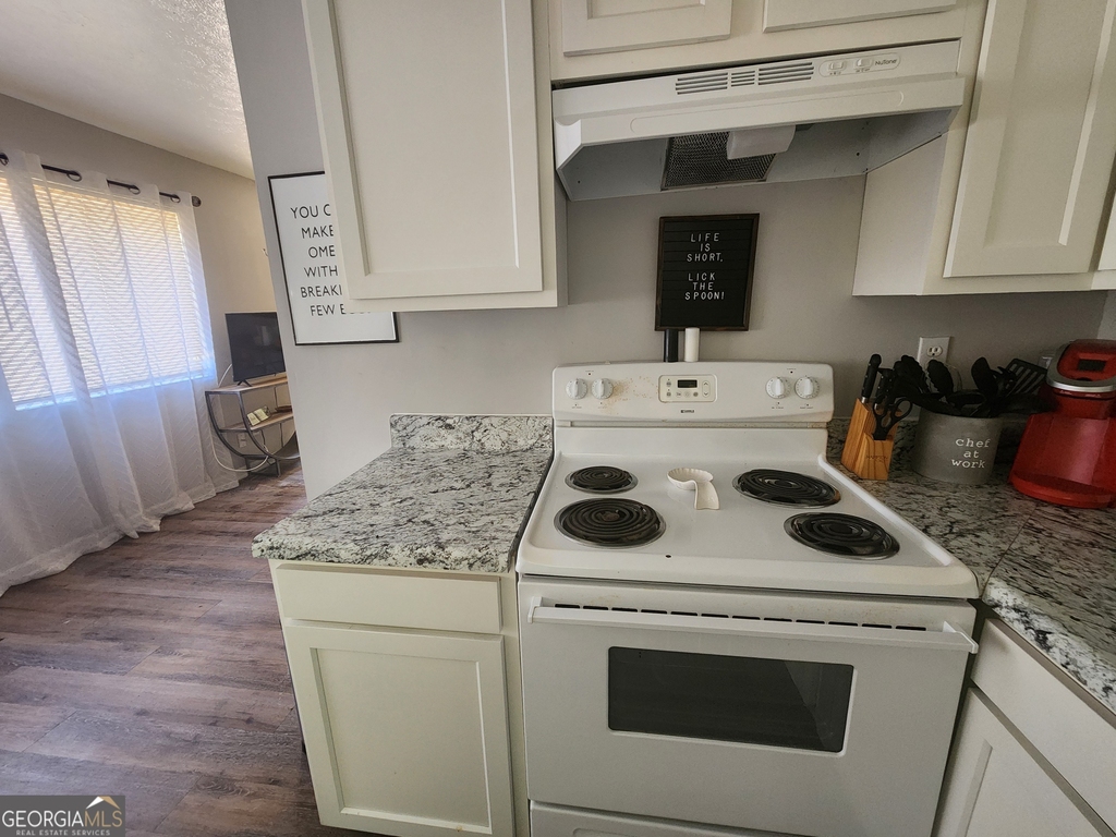 917 Oakview Avenue - Photo 8