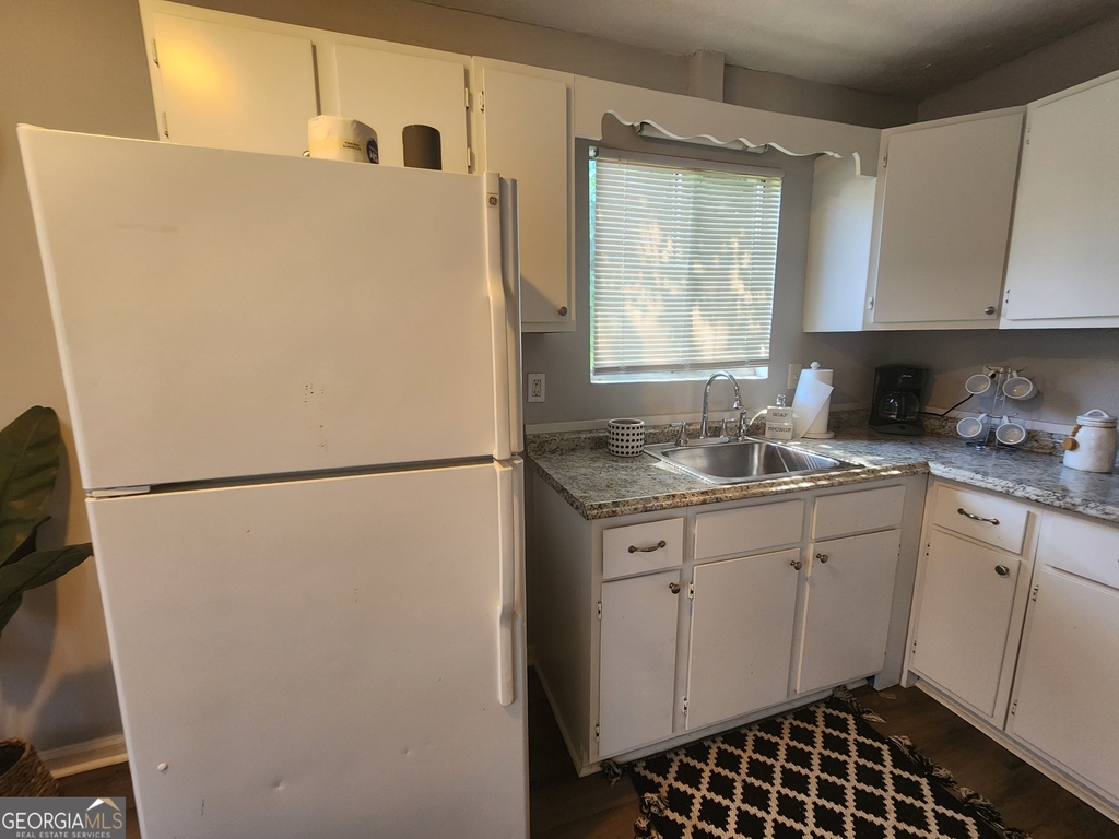 917 Oakview Avenue - Photo 10