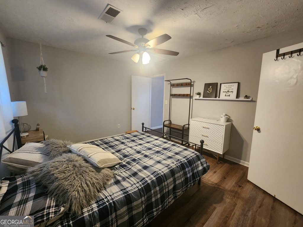917 Oakview Avenue - Photo 4