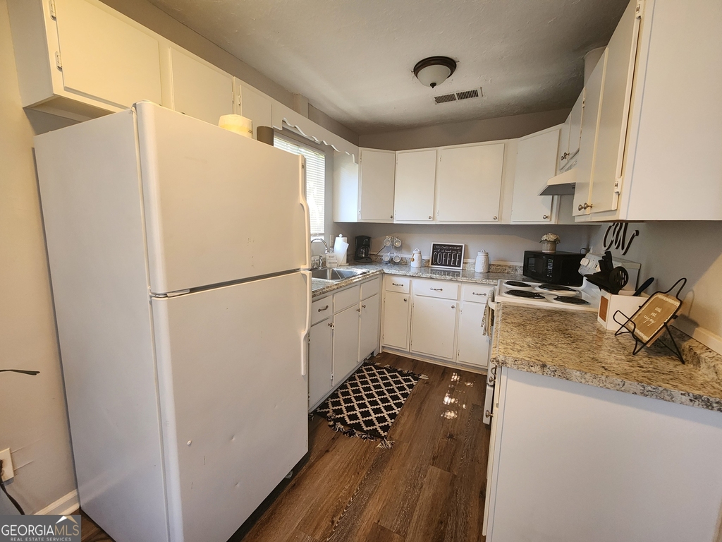 917 Oakview Avenue - Photo 9