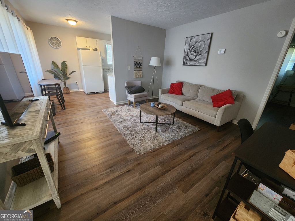 917 Oakview Avenue - Photo 6