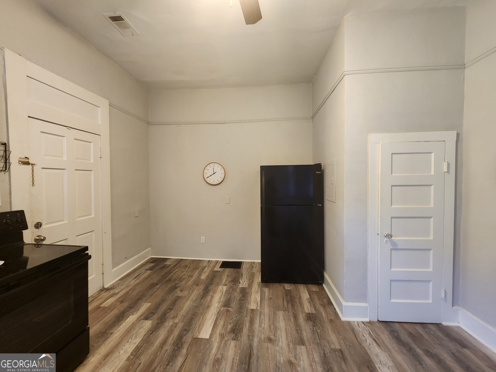 917 Oakview Avenue - Photo 6