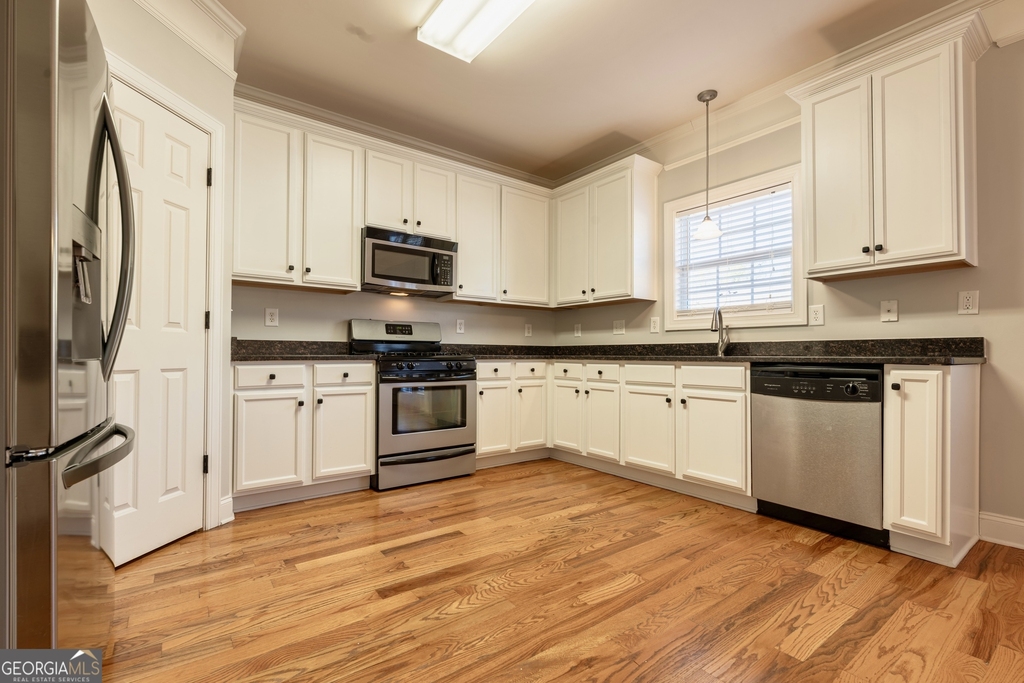 2249 Ewell Park Drive - Photo 8