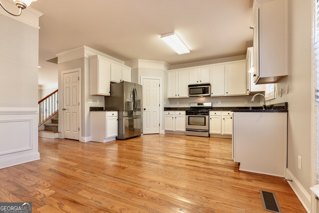 2249 Ewell Park Drive - Photo 7