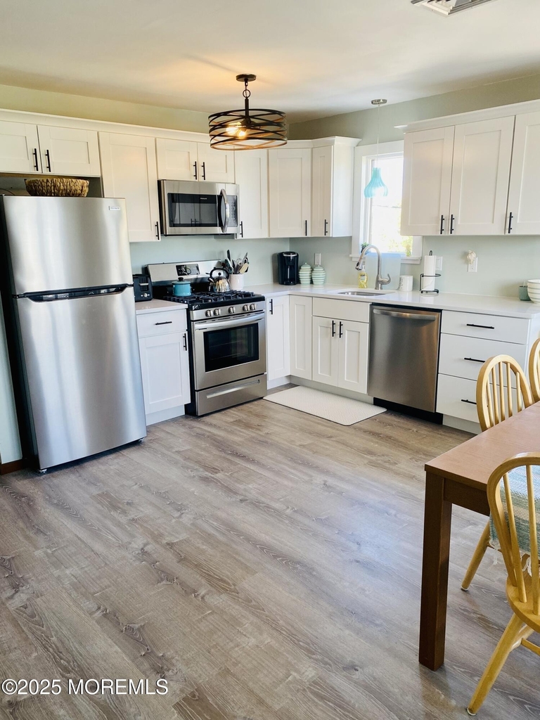 104 5th Avenue - Photo 6