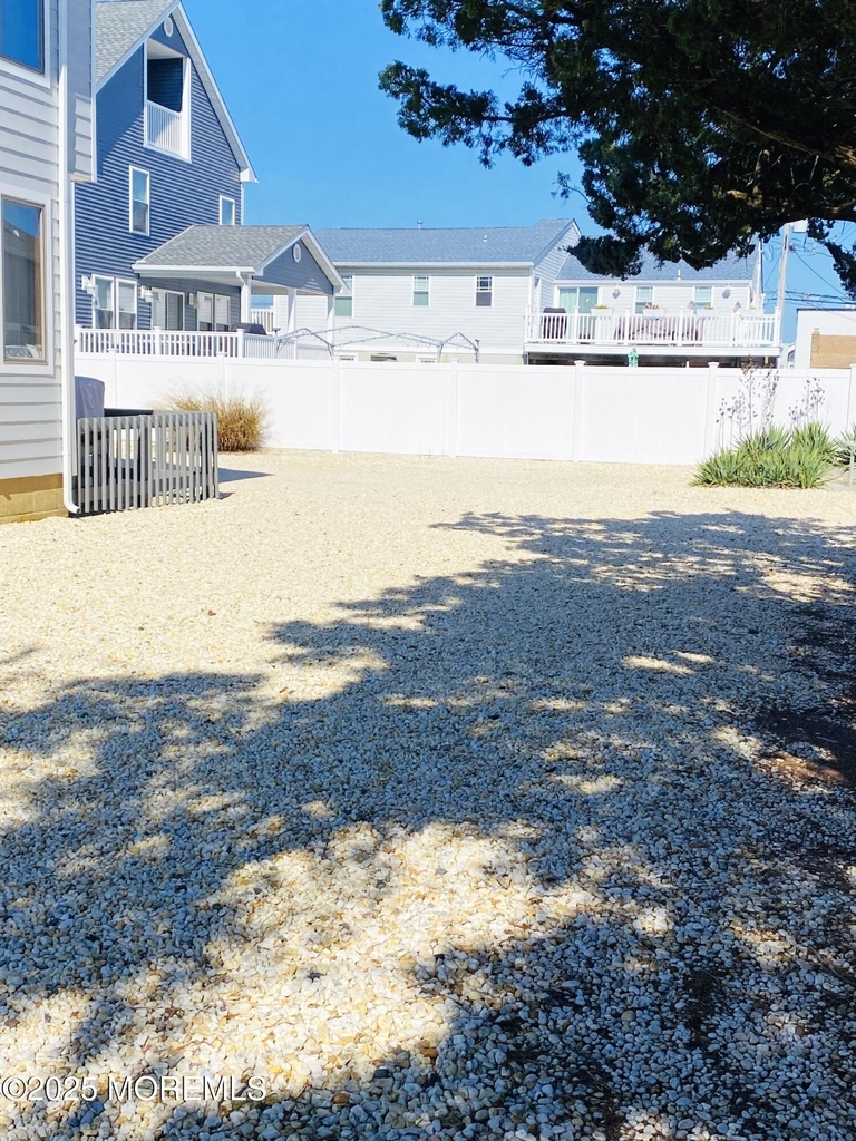 104 5th Avenue - Photo 16