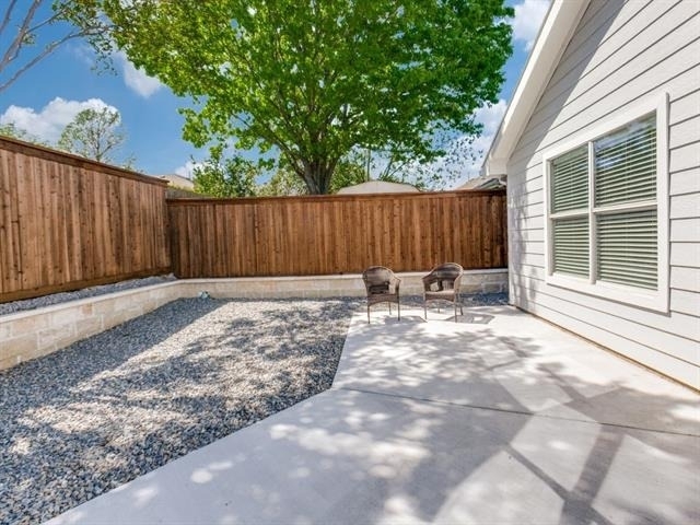 1305 Greenbriar Lane - Photo 18