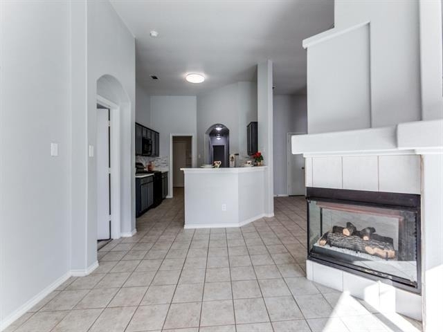 1305 Greenbriar Lane - Photo 2