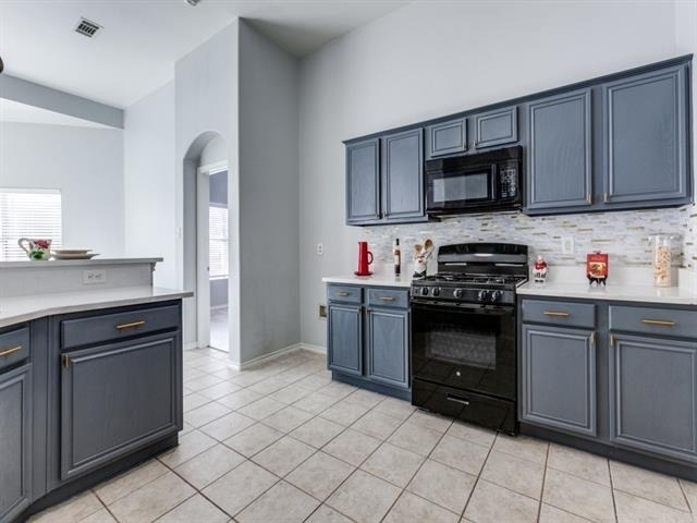 1305 Greenbriar Lane - Photo 4