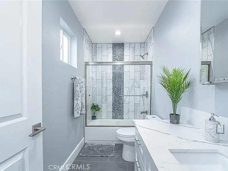 232 East Gage Avenue - Photo 4