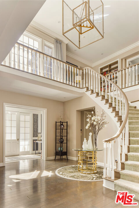 720 N Crescent Drive - Photo 1