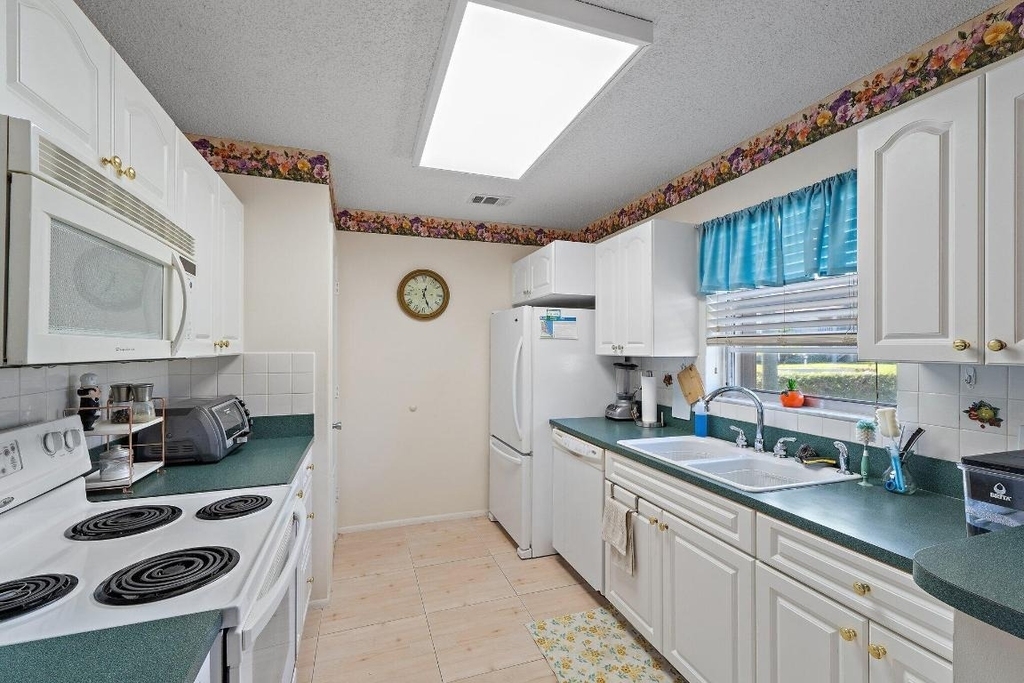 14 Lake Vista Trail - Photo 10