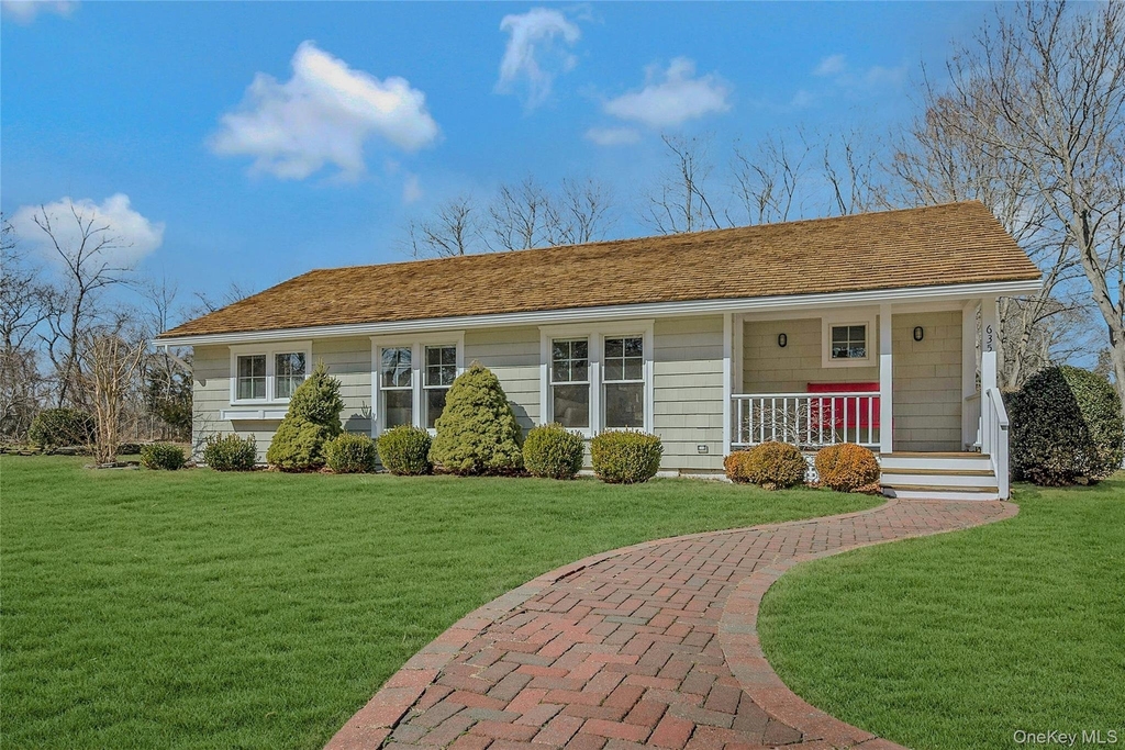 635 Strohson Road - Photo 1