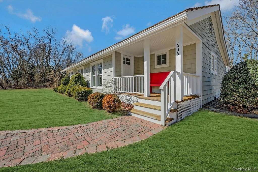 635 Strohson Road - Photo 2