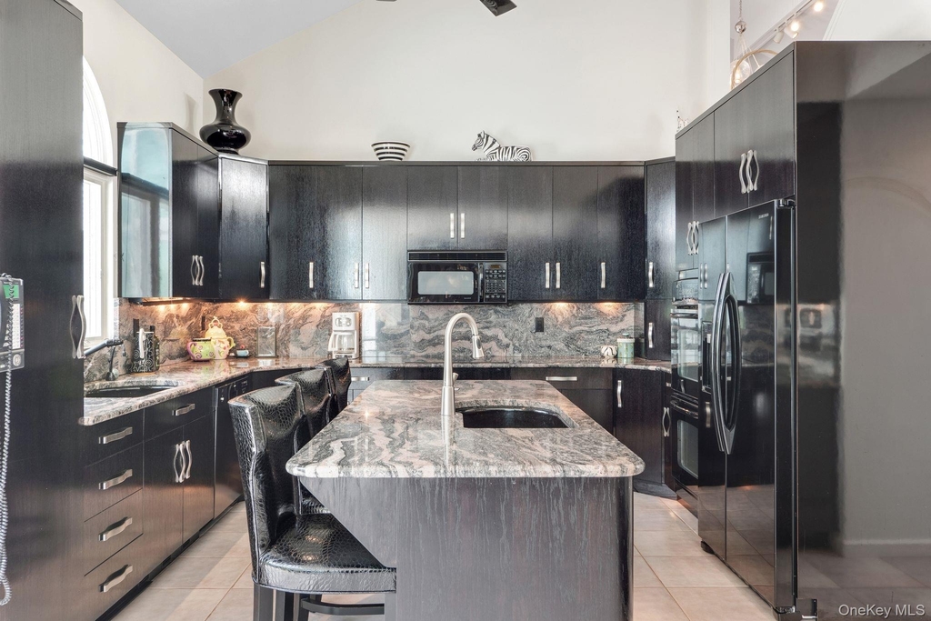 9 Plume Grass Way - Photo 2