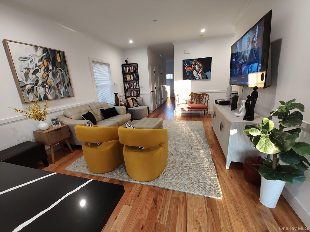 111 Park Avenue - Photo 9