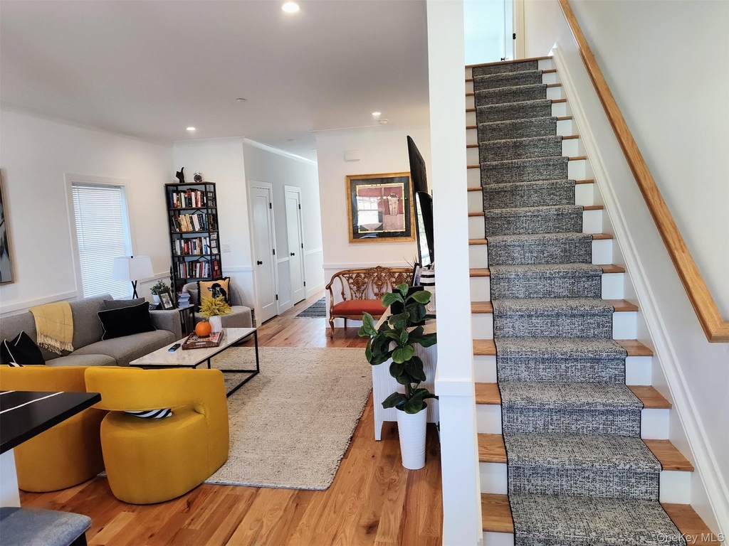 111 Park Avenue - Photo 10