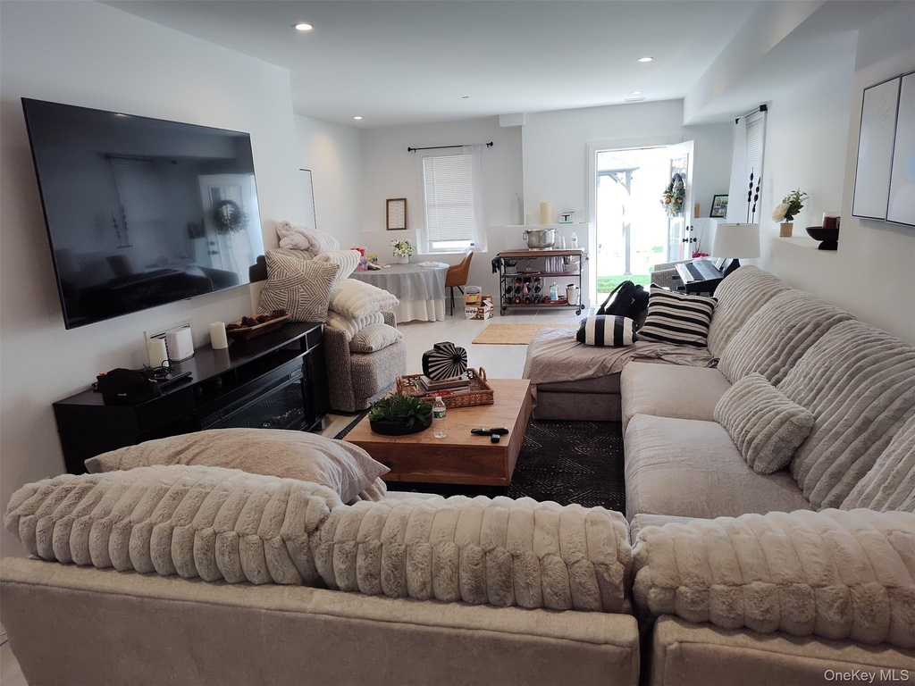 111 Park Avenue - Photo 5