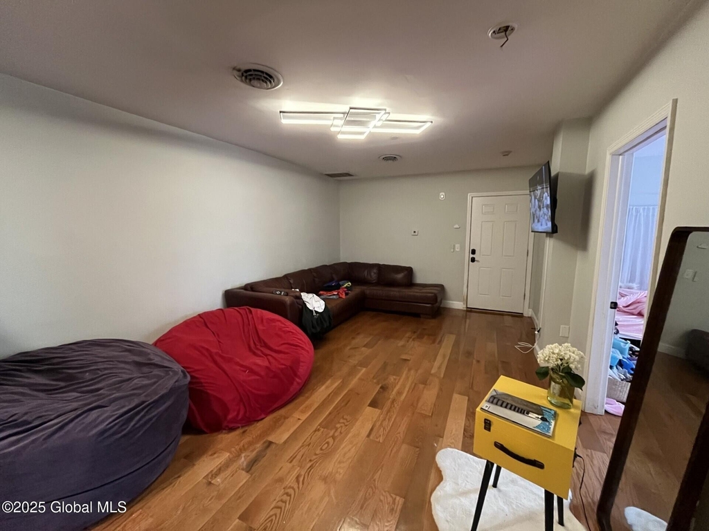 37 Maiden Lane - Photo 9