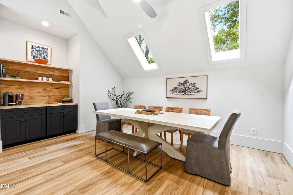 1459 Hawkins Road - Photo 4