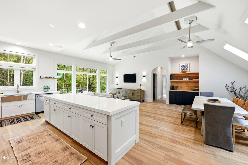 1459 Hawkins Road - Photo 2