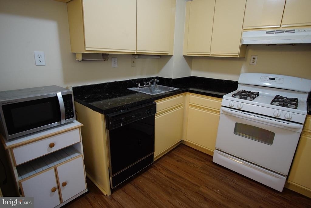 130 Slade Avenue - Photo 25