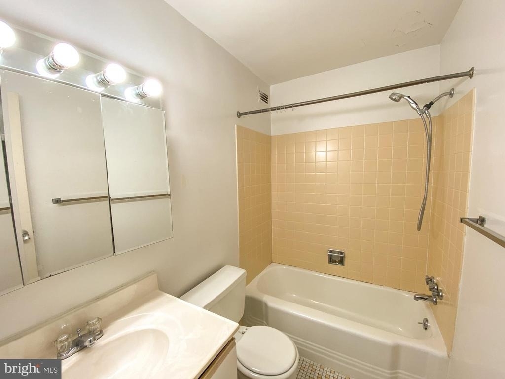 130 Slade Avenue - Photo 23