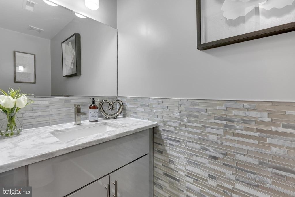 1167 Morse Street Ne - Photo 16