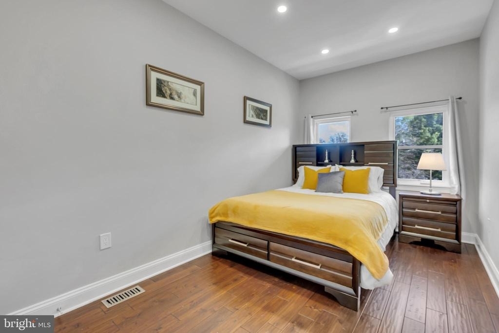1167 Morse Street Ne - Photo 32