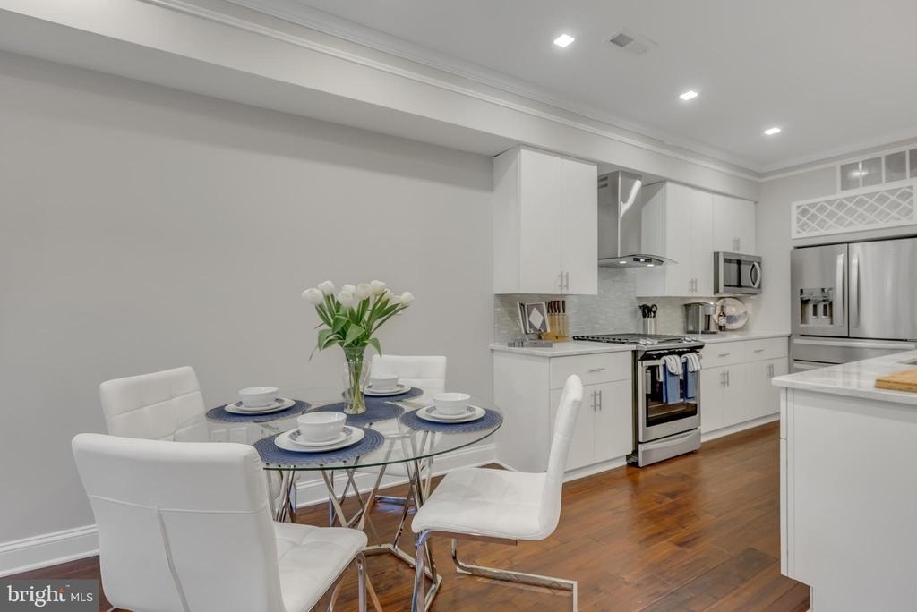 1167 Morse Street Ne - Photo 5