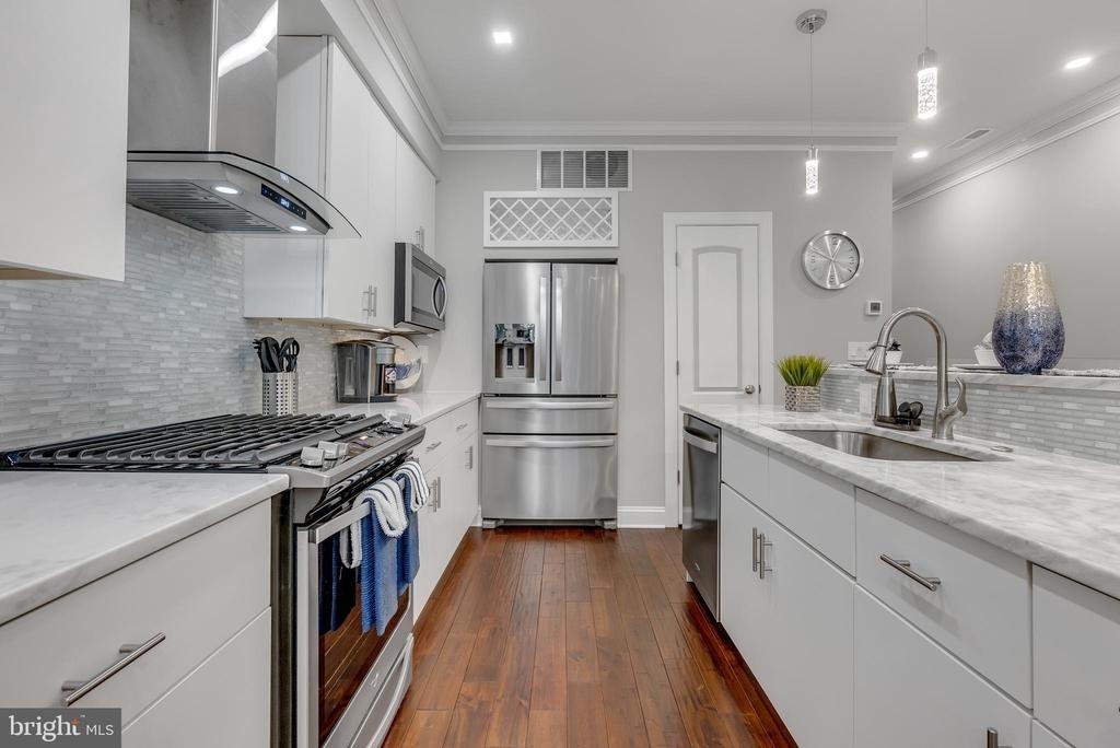 1167 Morse Street Ne - Photo 10