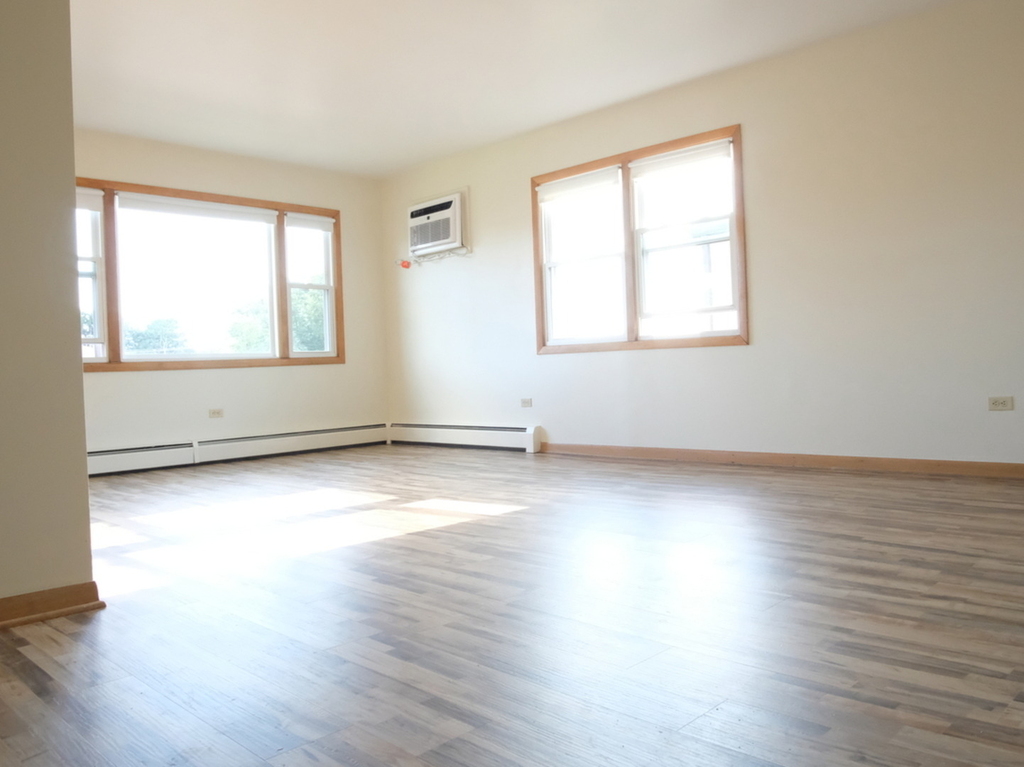 8418 W Oak Avenue - Photo 4