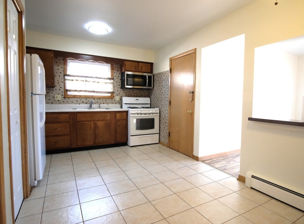 8418 W Oak Avenue - Photo 18