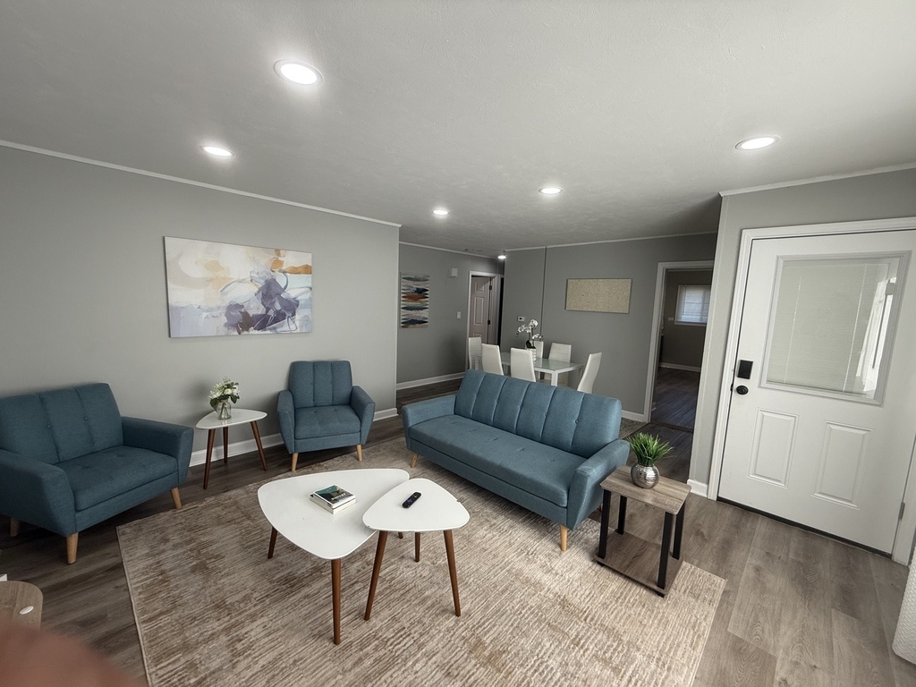 362 Marion Court - Photo 2