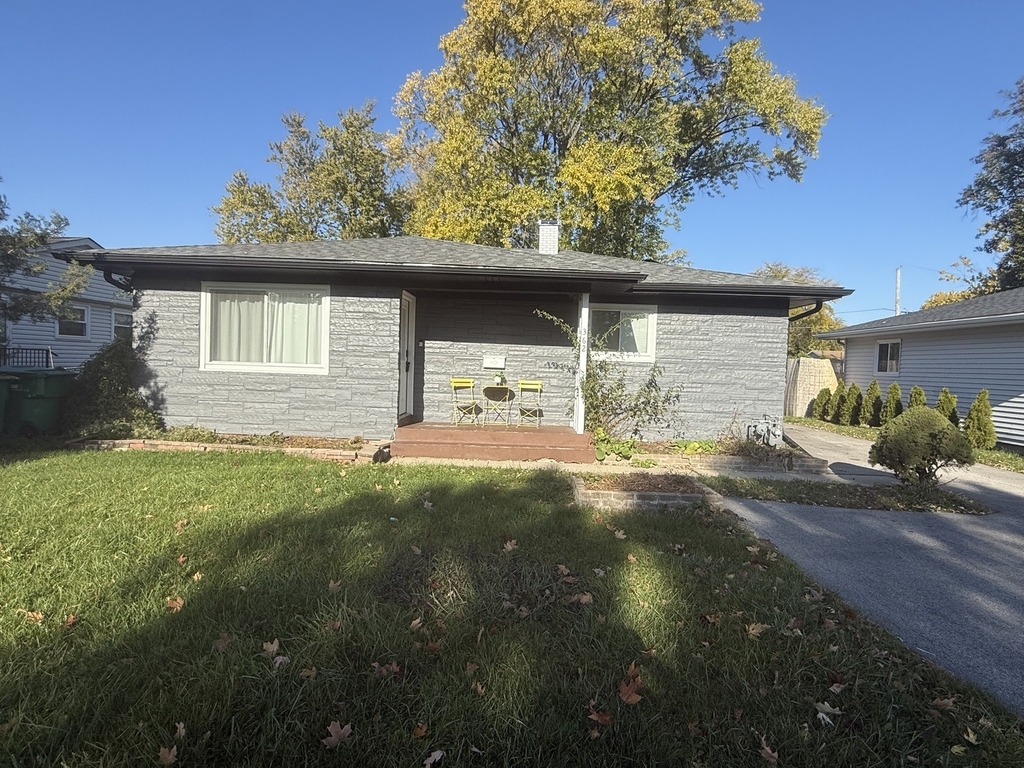 362 Marion Court - Photo 0