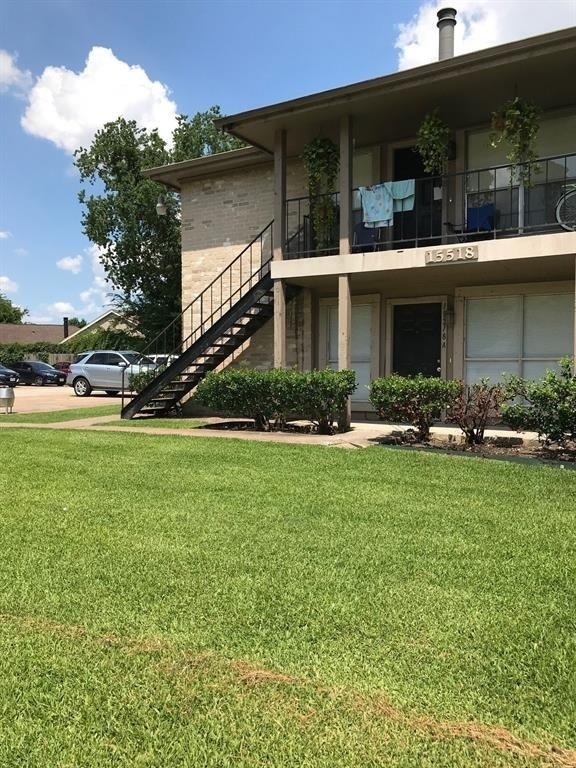 1947 Green Briar Colony Drive - Photo 3