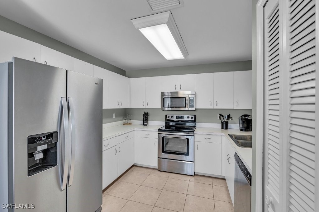 8251 Grand Palm Drive - Photo 16