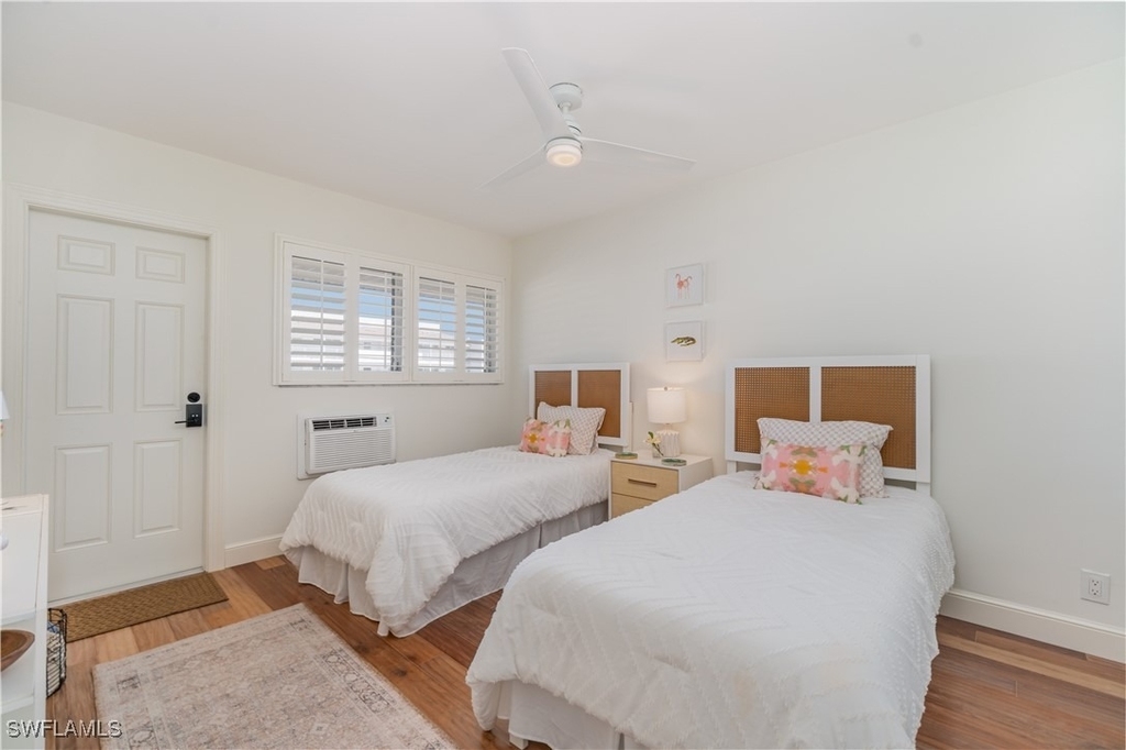 473 12th Avenue S - Photo 10