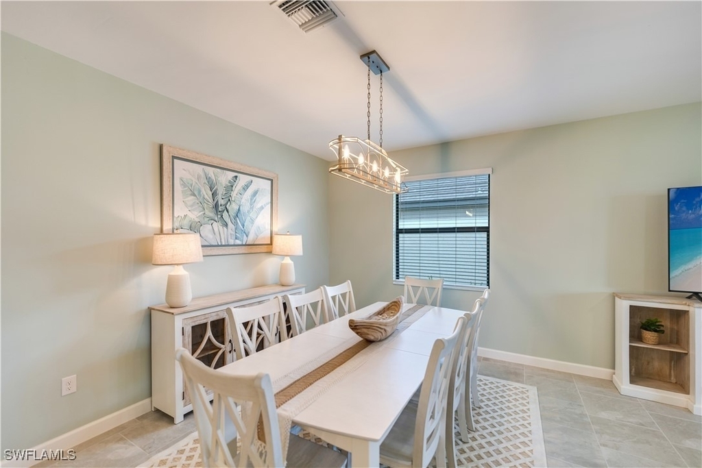 18546 Ives Drive - Photo 5
