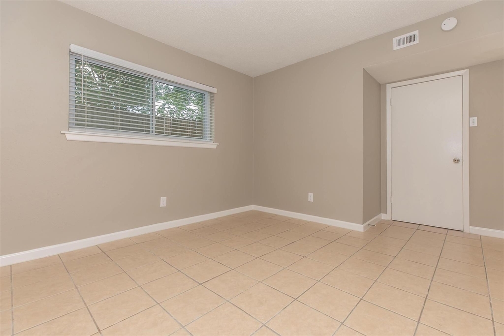 9707 Timberside Drive - Photo 11