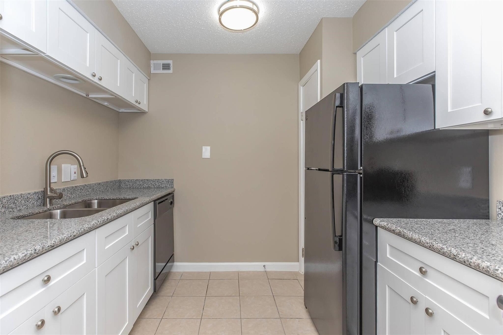 9707 Timberside Drive - Photo 10