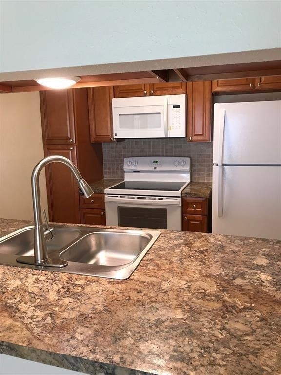 1947 Green Briar Colony Drive - Photo 8