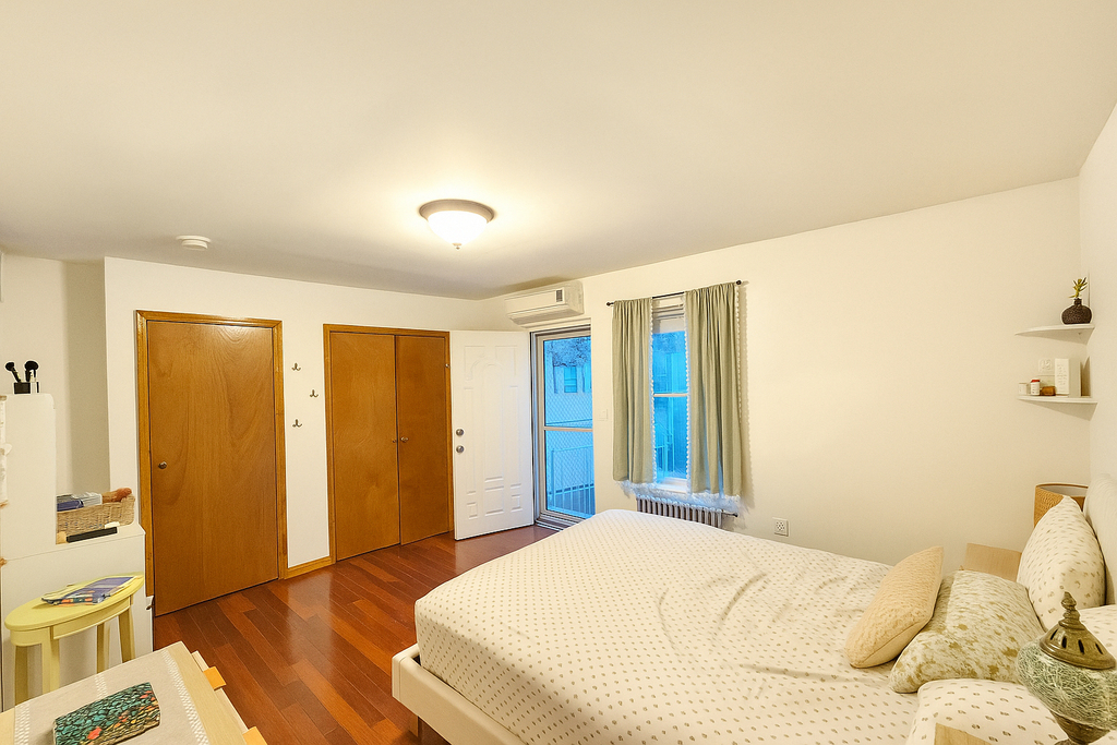 21-12 29th Street - Photo 4
